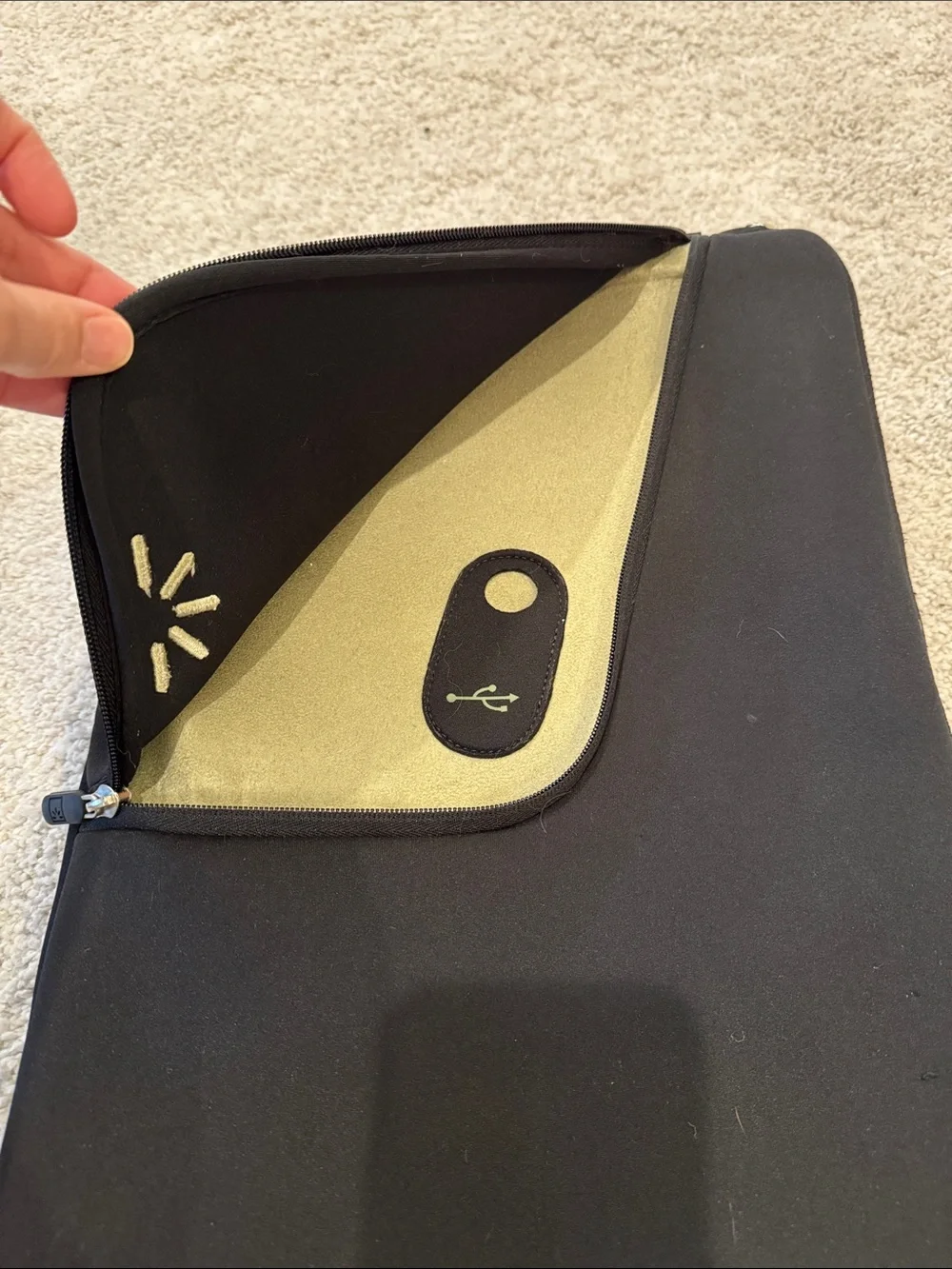 Case Logic Black Tablet/Laptop Sleeve/Protective Case